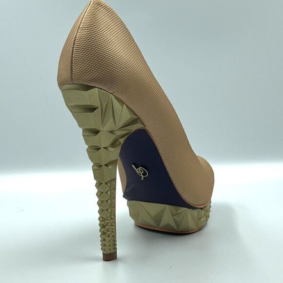 Rachel Ray Roy Heels - Size: 9 - Great Condition - Picture 6 of 11